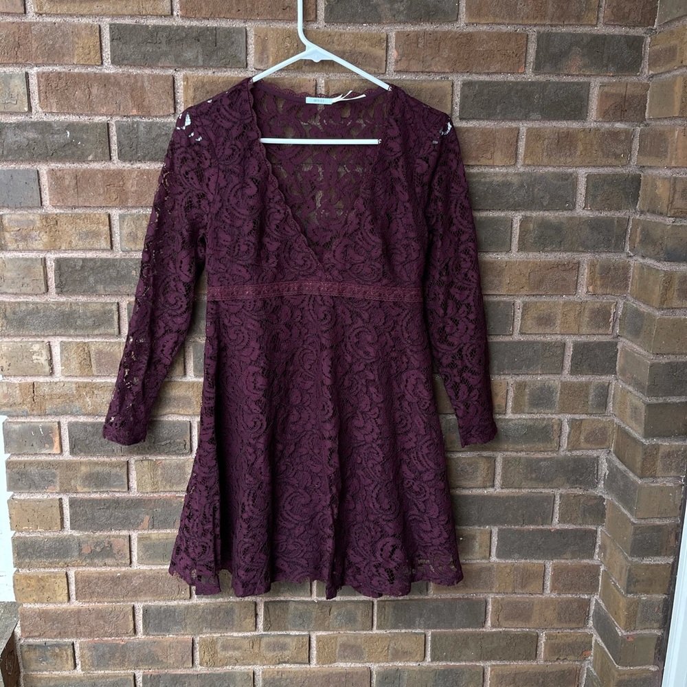 NWOT Kimchi Blue Lace Dress. Size 2